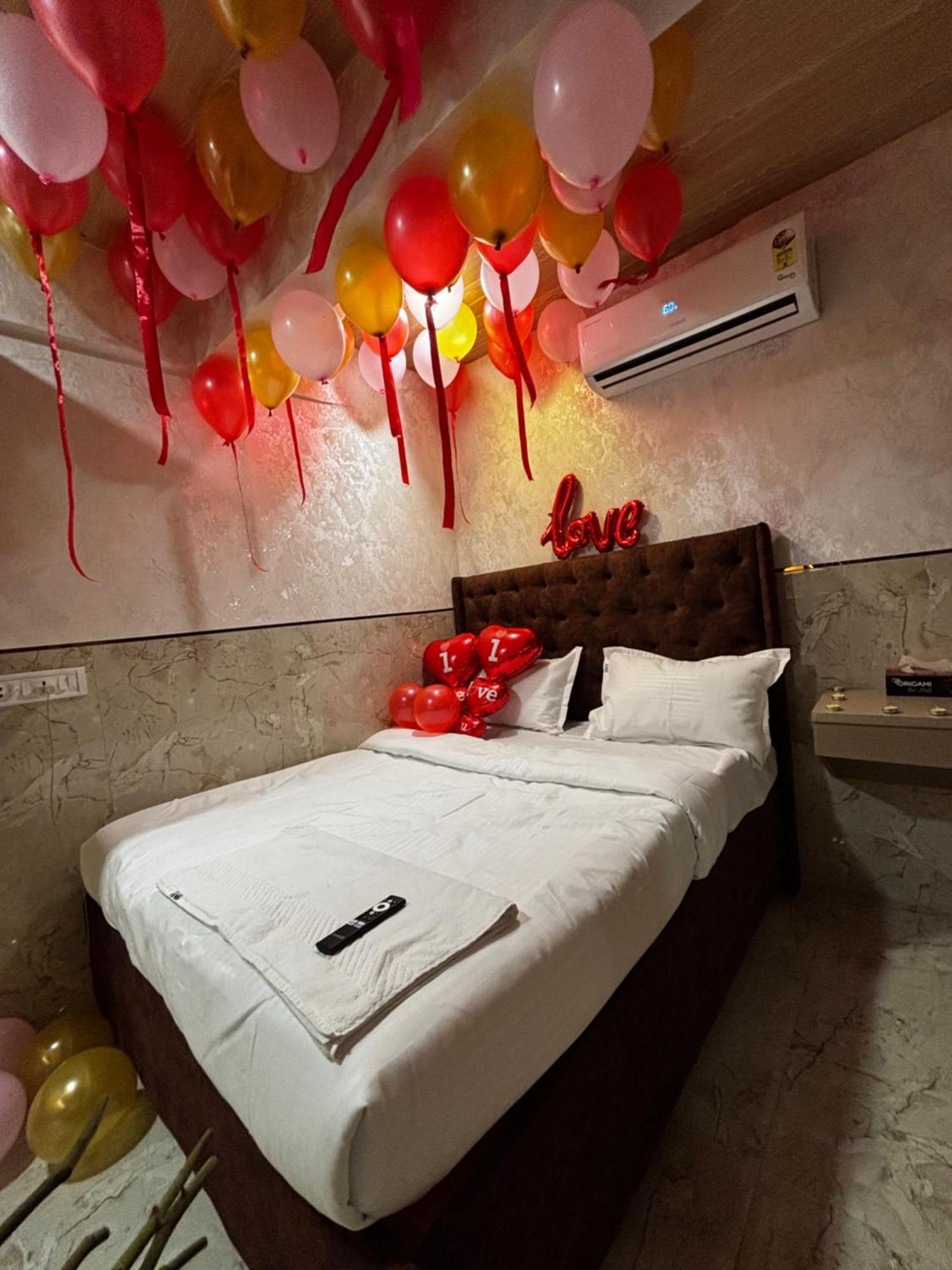 Hotel Newyork By Stayzy Rooms Βομβάη Εξωτερικό φωτογραφία